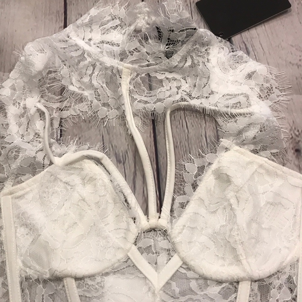 SOLD OUT Black Eyelash Lace Strappy Bustier Crop Bralette - Picture 7 of 7